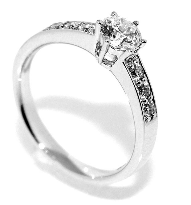Hovedbilde Forlovelsesring dame 0.48 carat diamanter