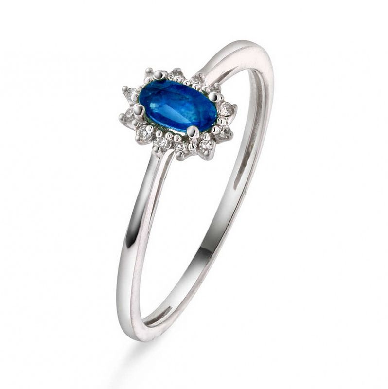 Diamantring i hvitt gull med diamanter 0.04ct w.si