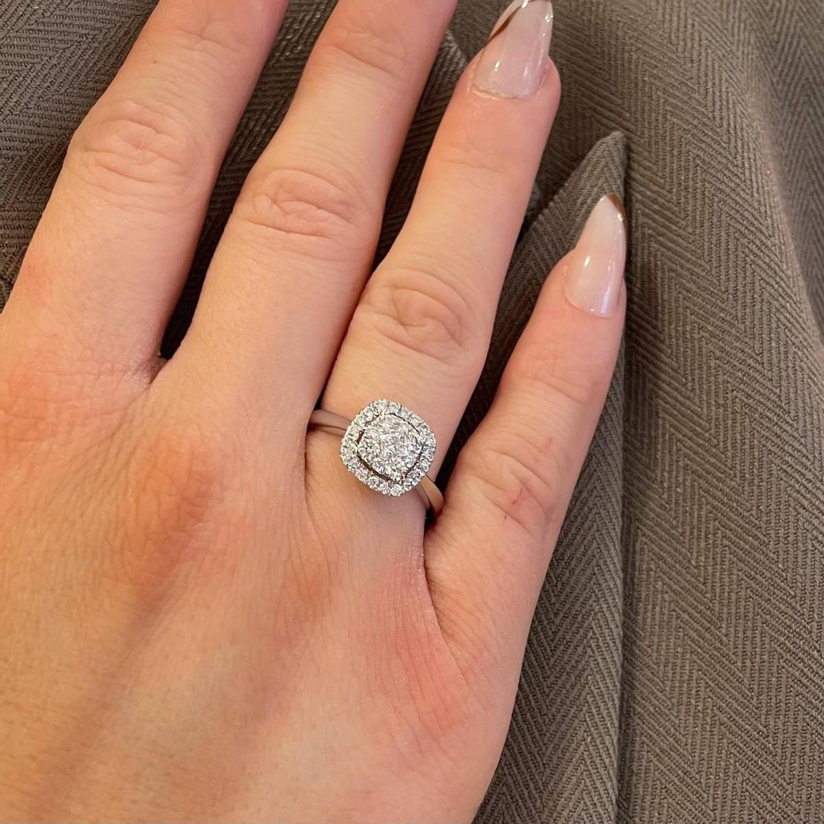 Diamantring i hvitt gull med diamanter 0.50 carat w.si